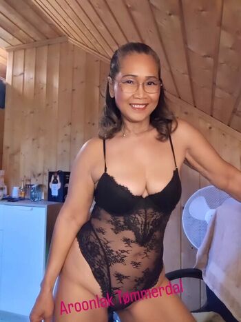 Full leaked Aroonlak ubon private onlyfans photo