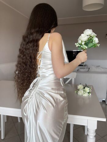 Full leaked Arual bloom page private onlyfans photo