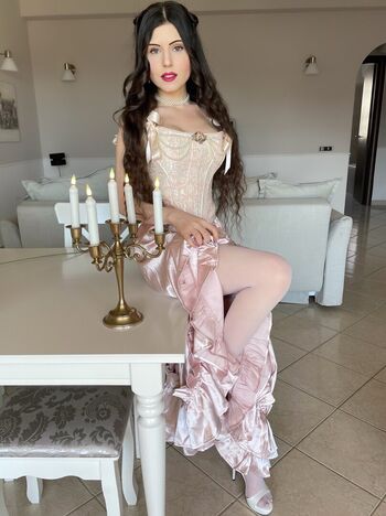Full leaked Arual bloom page private onlyfans photo