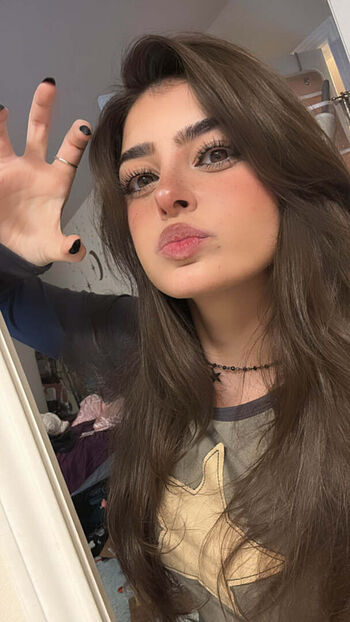 Full leaked Aruuu private onlyfans photo