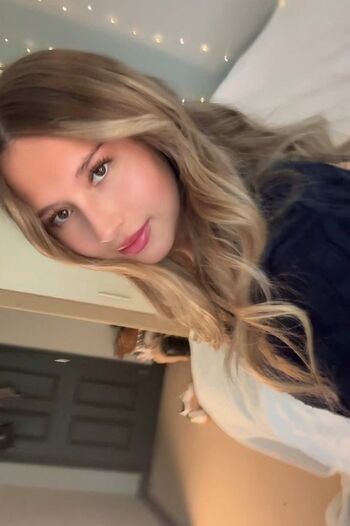 Full leaked Arwen private onlyfans photo