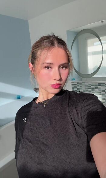 Full leaked Arwen private onlyfans photo