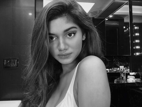 Full leaked Asfa sinha page private onlyfans photo