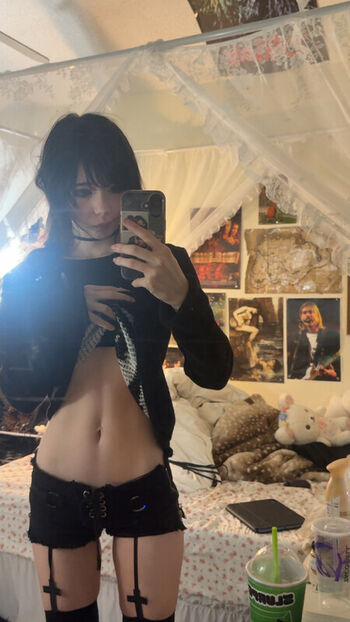 Full leaked Ashisbees private onlyfans photo