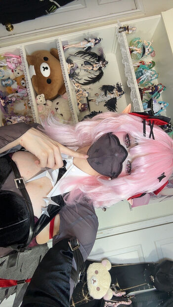 Full leaked Ashisbees private onlyfans photo