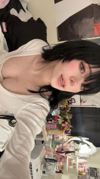 Full leaked Ashisbees private onlyfans photo