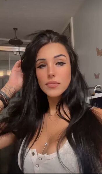 Ashley Giorgio