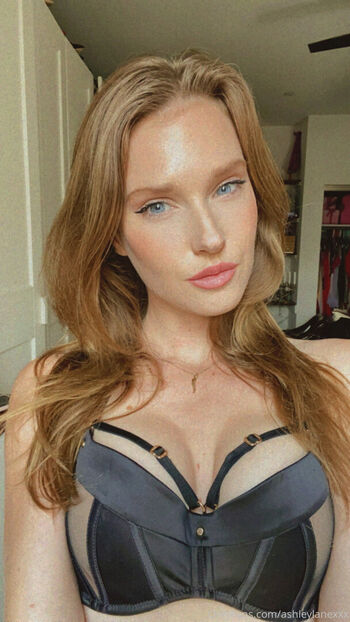 Full leaked Ashley lane  page private onlyfans photo