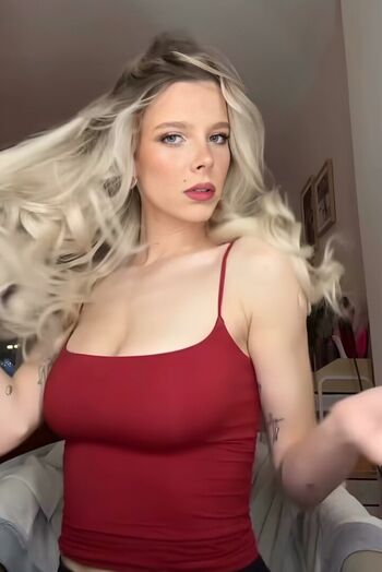 Ashley Matheson Smashedely