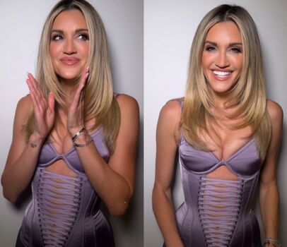 Full leaked Ashley roberts page private onlyfans photo