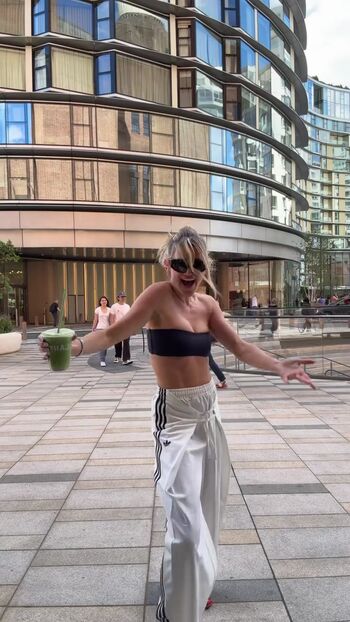Full leaked Ashley roberts private onlyfans photo