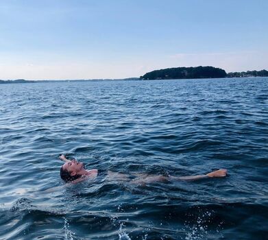 Ashley stroehlein page leaked photo video viral