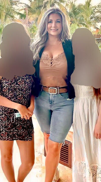 Full leaked Ashleybridges private onlyfans photo