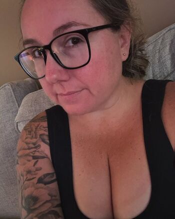 Full leaked Ashleylou private onlyfans photo