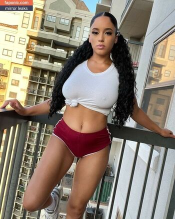 Full leaked Ashleymodelchick page private onlyfans photo
