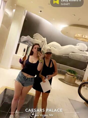 Full leaked Ashleyyrobersonn private onlyfans photo