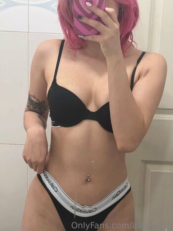 Full leaked Ashounch page private onlyfans photo
