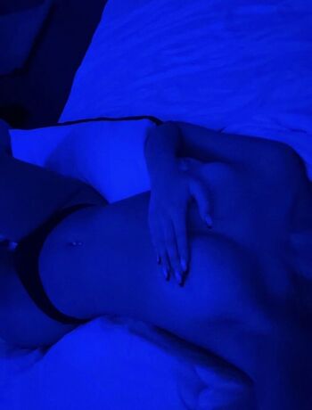 Full leaked Asian slut angelina private onlyfans photo