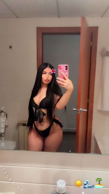 Full leaked Asianchicaaa private onlyfans photo