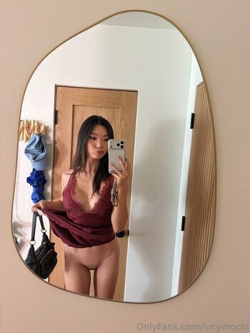 Full leaked Asianmochi private onlyfans photo