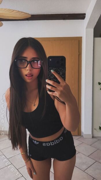 Full leaked Asleyia private onlyfans photo