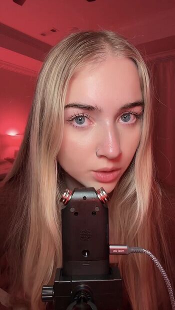 Full leaked Asmr berlin private onlyfans photo