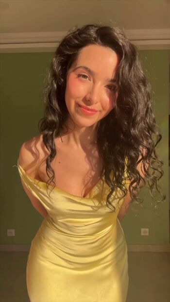 Full leaked Asmr glow private onlyfans photo