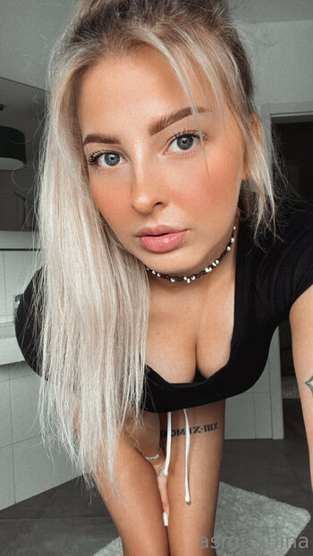 Full leaked Asmrjanina private onlyfans photo
