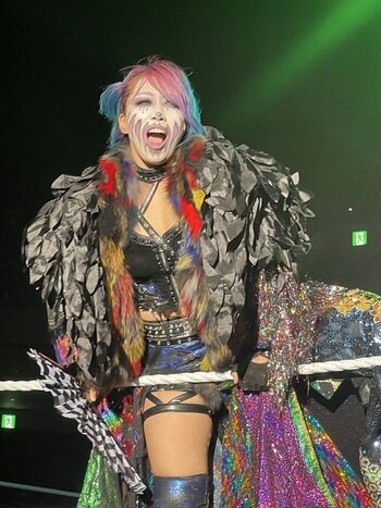 Asuka WWE