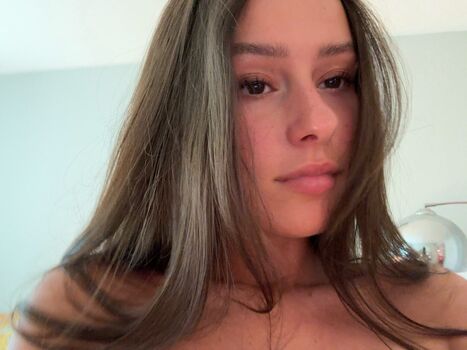 Full leaked Asunah private onlyfans photo