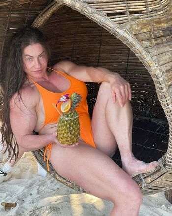 Full leaked Athenemusclegoddess private onlyfans photo