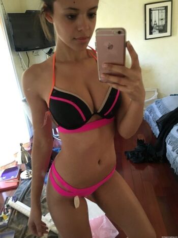 Full leaked Aubrey cleland private onlyfans photo