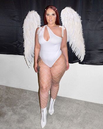 Full leaked Aubrey red ruby red private onlyfans photo