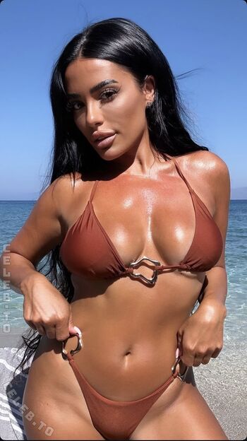 Full leaked Aura officiel private onlyfans photo