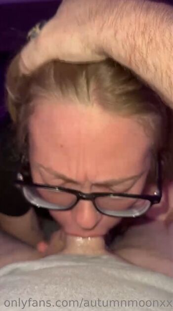 Full leaked Autumnmoonxx private onlyfans photo