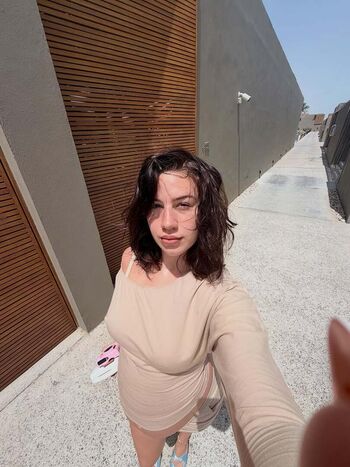 Full leaked Ava hirons private onlyfans photo