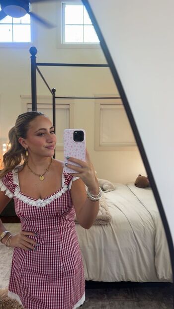 Full leaked Ava kolker page private onlyfans photo