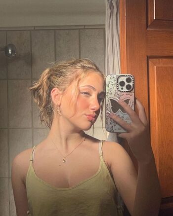 Full leaked Ava kolker  page private onlyfans photo