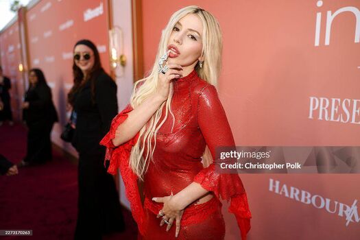Full leaked Ava max  page private onlyfans photo
