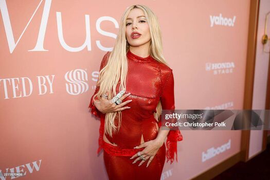 Full leaked Ava max  page private onlyfans photo