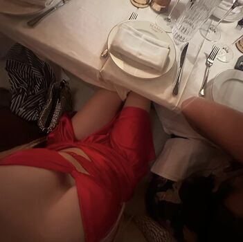 Full leaked Ava max  page private onlyfans photo