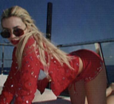 Full leaked Ava max  page private onlyfans photo
