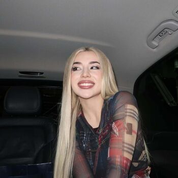 Full leaked Ava max  page private onlyfans photo