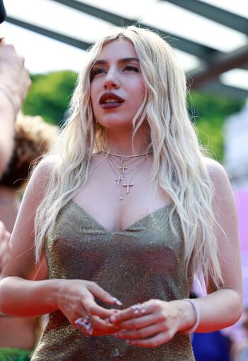 Full leaked Ava max private onlyfans photo