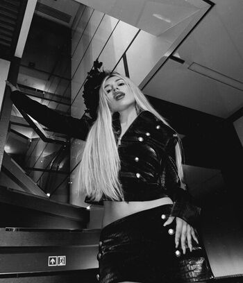 Full leaked Ava max private onlyfans photo