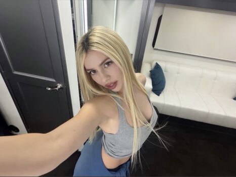 Full leaked Ava max private onlyfans photo