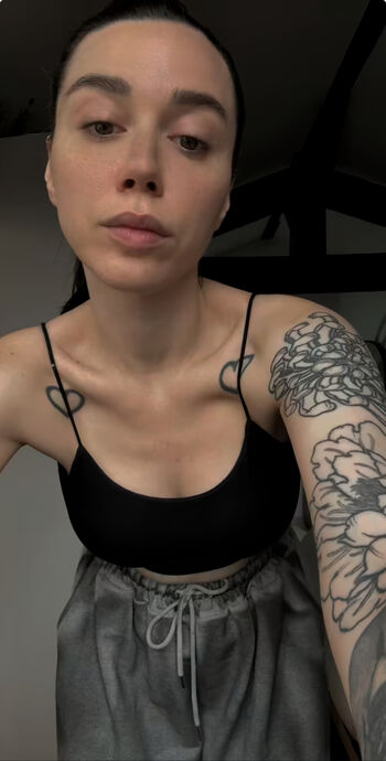Full leaked Ava mind page private onlyfans photo