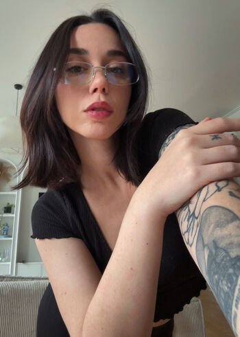 Full leaked Ava mind private onlyfans photo