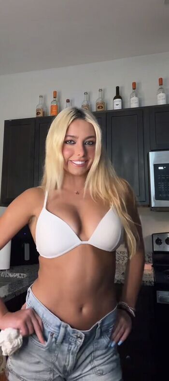 Full leaked Ava nucci private onlyfans photo