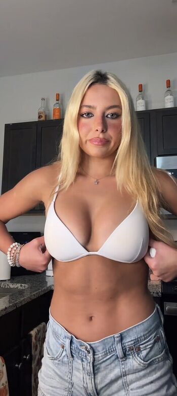 Full leaked Ava nucci private onlyfans photo